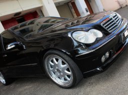 Jual Mobil Mercedes-Benz C-Class C 240 2005 2