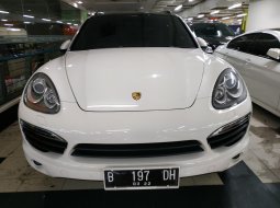 Jual Mobil Porsche Cayenne S 2011 1