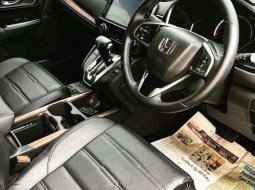 Honda CR-V (4X2) 2017 kondisi terawat 2