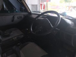 Jual mobil Suzuki Carry 1.5L Real Van NA 2010 3