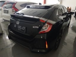 Jual Mobil Honda Civic 2.0 i-Vtec 2017 6