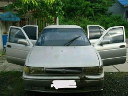 1997 Nissan Sentra dijual 1