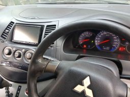 Jual Mobil Mitsubishi Grandis GT 2008  7