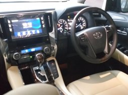 Jual Mobil Toyota Alphard G 2018 3