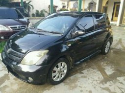 Toyota IST 2004 terbaik 3