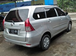 Jual mobil Daihatsu Xenia X STD 2015  3