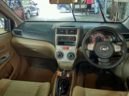 Daihatsu Xenia 1.3 Manual 2014 Hitam 3