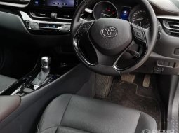 Jual Mobil Toyota C-HR 2018 5