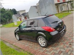 Nissan Latio () 2007 kondisi terawat 3