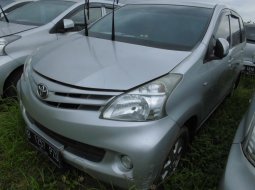 Jual Mobil Toyota Avanza 1.3 E 2013 3