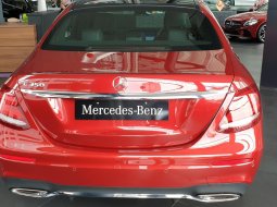 Jual mobil Mercedes-Benz E-Class E 350 2019  4