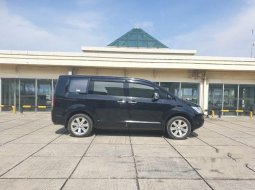 Mitsubishi Delica Royal 2016 Hitam 1