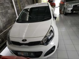 Jual mobil Kia Rio 1.4 Automatic 2012 2