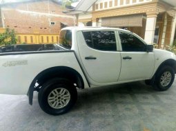 Mitsubishi Triton 2013 dijual 4