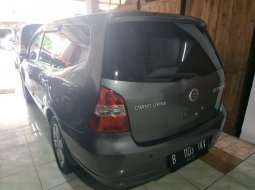 Jual Nissan Grand Livina XV 2011 4