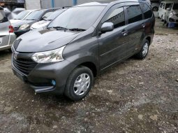 2016 Daihatsu Xenia dijual 8