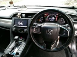 2017 Honda Civic dijual 3