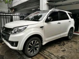 2017 Daihatsu Terios dijual 2