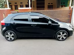 Kia Rio () 2013 kondisi terawat 1