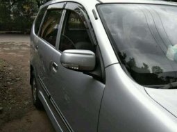 Daihatsu Xenia 2006 terbaik 4