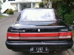 Toyota Corona  2000 Hitam 2