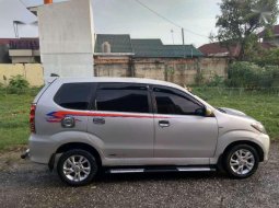 Daihatsu Xenia 2006 dijual 4