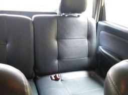 Toyota Avanza 2005 dijual 1