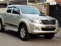 2012 Toyota Hilux dijual 1