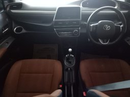 Jual Mobil Toyota Sienta V 2017  4