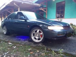 Jual Mobil Honda Accord VTi 1995 1