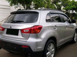 Jual mobil Mitsubishi Outlander 2.4 Automatic 2012 3