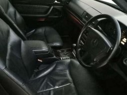 Mercedes-Benz 320 () 1998 kondisi terawat 1