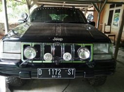 Jual Mobil Jeep Grand Cherokee Limited 1999 4