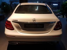 Jual Mercedes-Benz E250 Avantgarde 2018 4