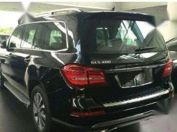 Mercedes-Benz GLS 2016 terbaik 5