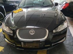 Jaguar XF Premium Luxury 2008 Hitam 4