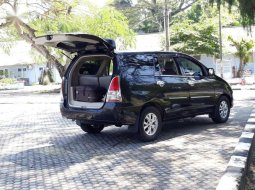 Toyota Kijang Innova 2006 terbaik 4