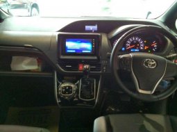 2018 Toyota Voxy dijual 7
