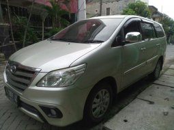 Toyota Kijang Innova 2.5 G 2014 harga murah 10