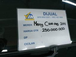 Jual Mobil Mercedes-Benz C-Class C200 2011  3