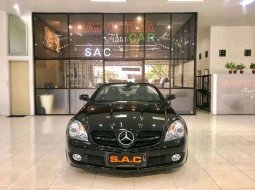 Mercedes-Benz SLK (200) 2009 kondisi terawat 5