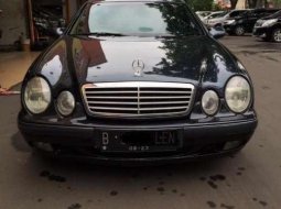 Mercedes-Benz CLK CLK 230 1999 harga murah 1