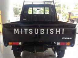 Mitsubishi Colt L300  2018 Hitam 2