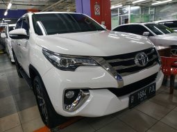 Jual mobil Toyota Fortuner VRZ 2017 2