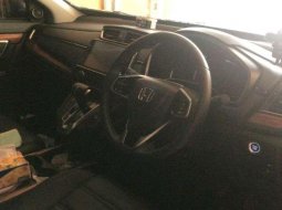 2018 Honda CR-V dijual 3