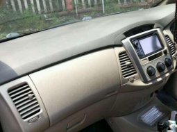 Toyota Kijang Innova 2.5 G 2012 Hitam 1