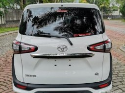 Jual Toyota Sienta Q 2018 4