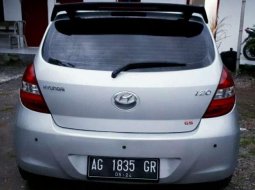 Hyundai I20 (GL GL) 2011 kondisi terawat 5