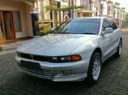 Mitsubishi Galant  1999 Silver 3