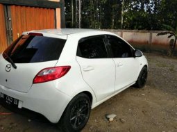 Mazda 2 Hatchback 2011 harga murah 4